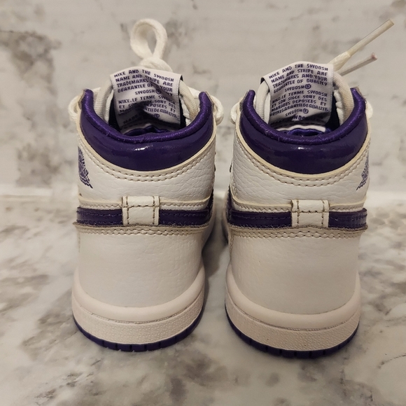 Pre-owned 2021 Jordan 1 retro high OG - Picture 5 of 11